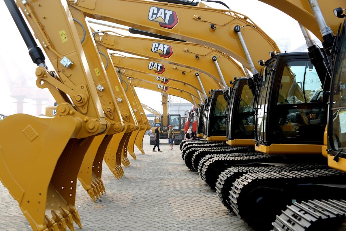 Meta and IBM stocks pop, Microsoft slides, Caterpillar shares climb