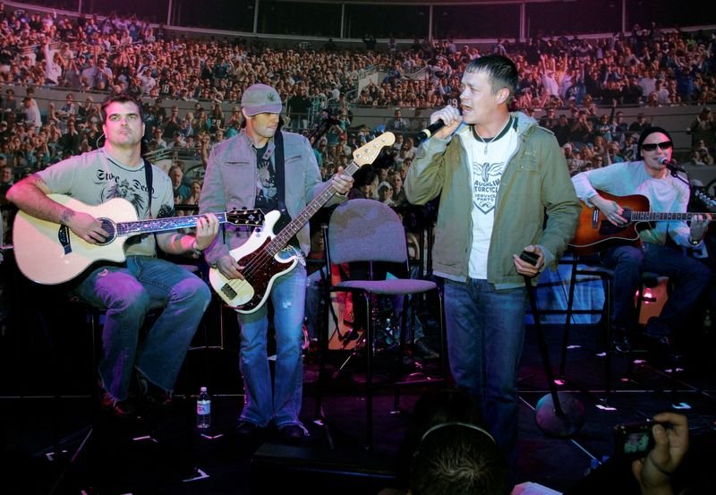 3 Doors Down singer Brad Arnold dies at 47 following cancer diagnosis