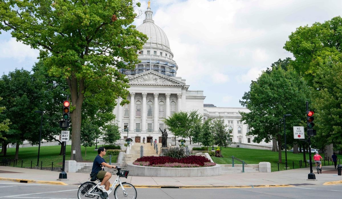 After blowup over Hispanic resolution, prosecutors charge Wisconsin state Rep. Sylvia Ortiz-Velez