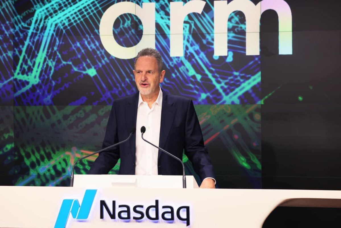 Arm’s stock falls after earnings, showing how high the bar is for AI companies now