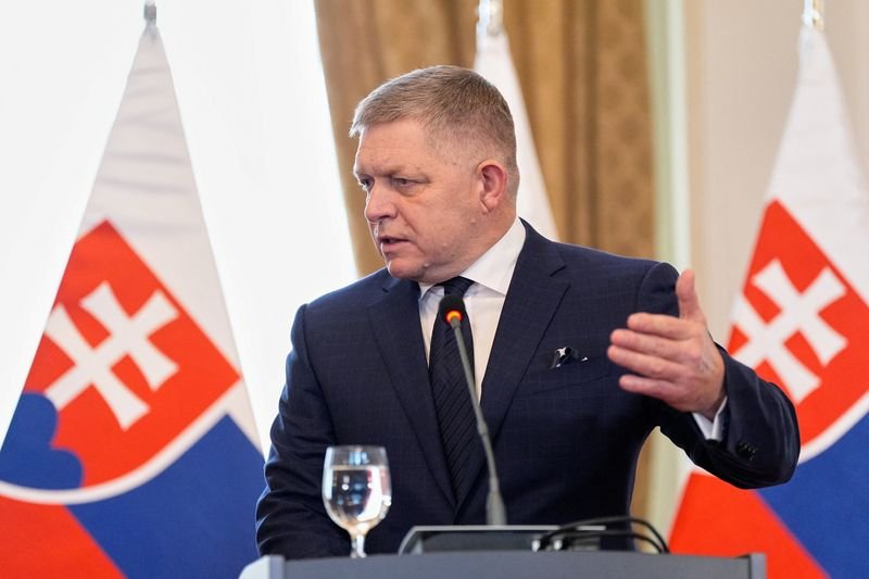 Druzhba oil supplies subject to political blackmail by Kyiv, Slovak PM says