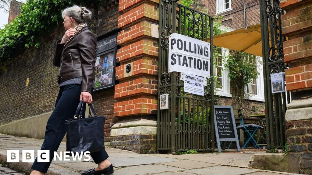 Government abandons plans to delay 30 council elections