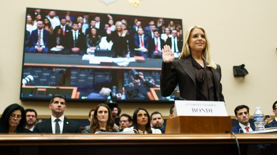 Live updates: Bondi hearing turns into shouting match; Dems won't back DHS stopgap