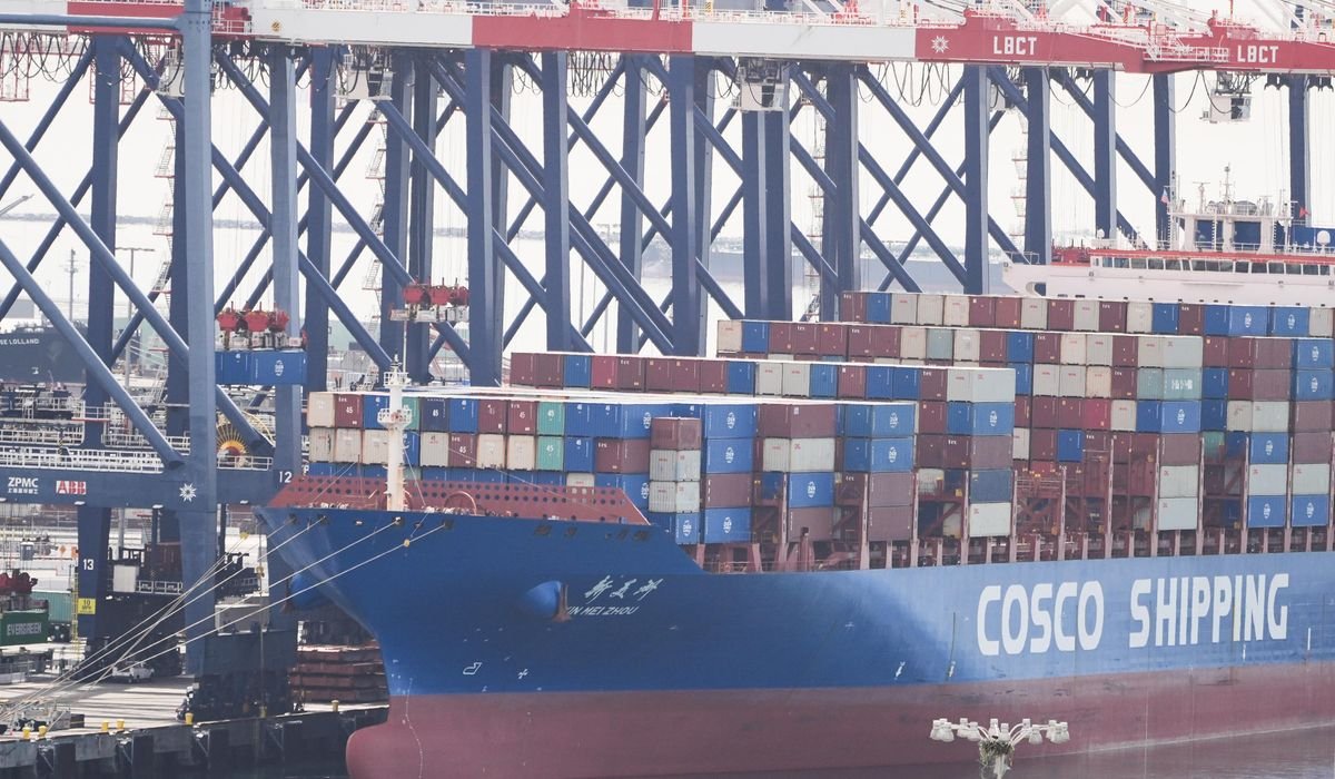 U.S. firms scramble for refunds after Supreme Court rejects Trump's blanket tariffs