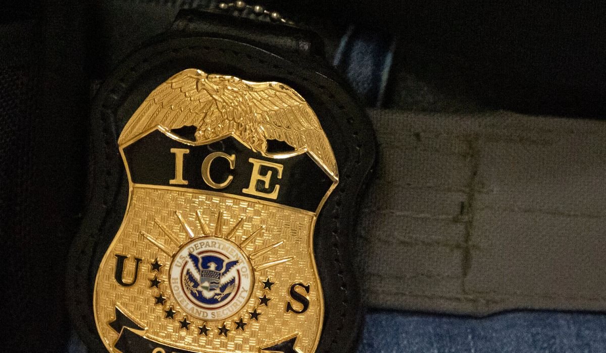 A teen Mexican migrant dies in a Florida jail holding ICE detainees