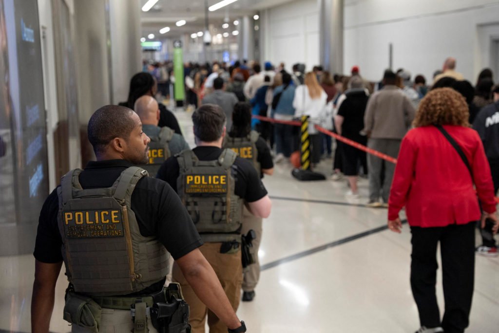 Hundreds of ICE agents ordered to deploy to airports to help fill TSA staffing gaps