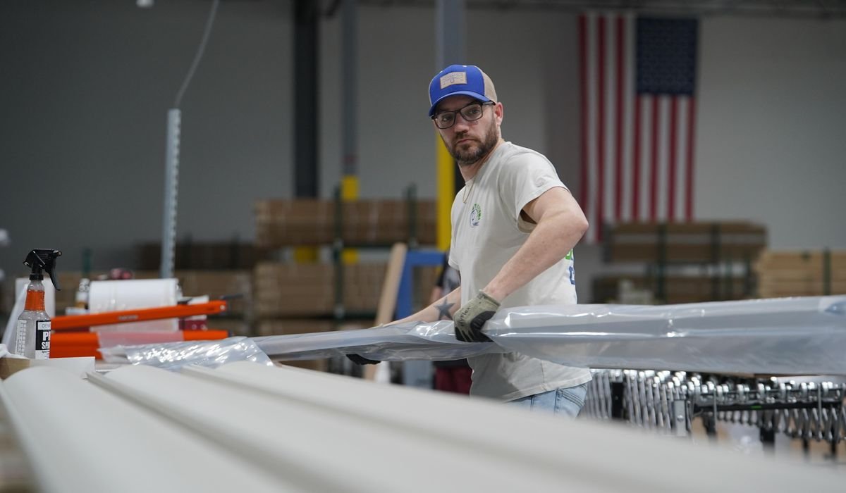 Trump administration kicks off new process to try to replace tariffs struck down by Supreme Court