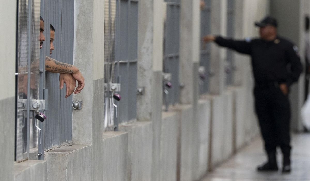 Venezuelan man files $1.3 million wrongful deportation lawsuit against DHS