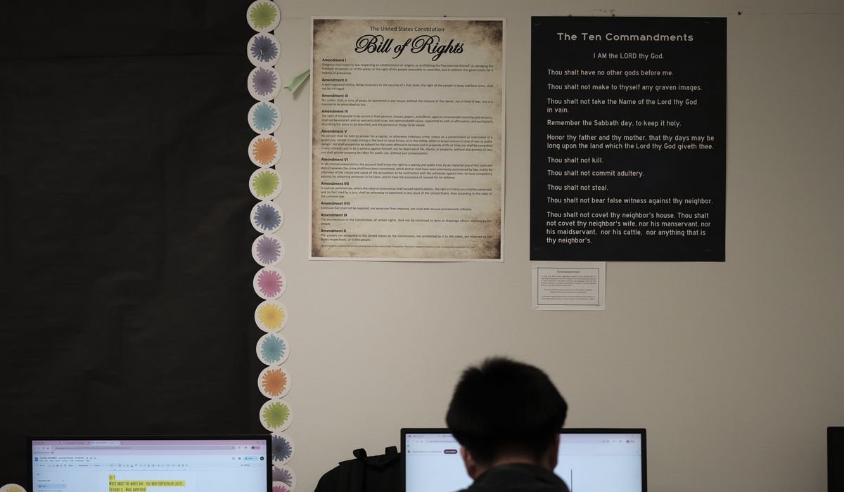 Appeals court upholds state law requiring posting of Ten Commandments in classrooms