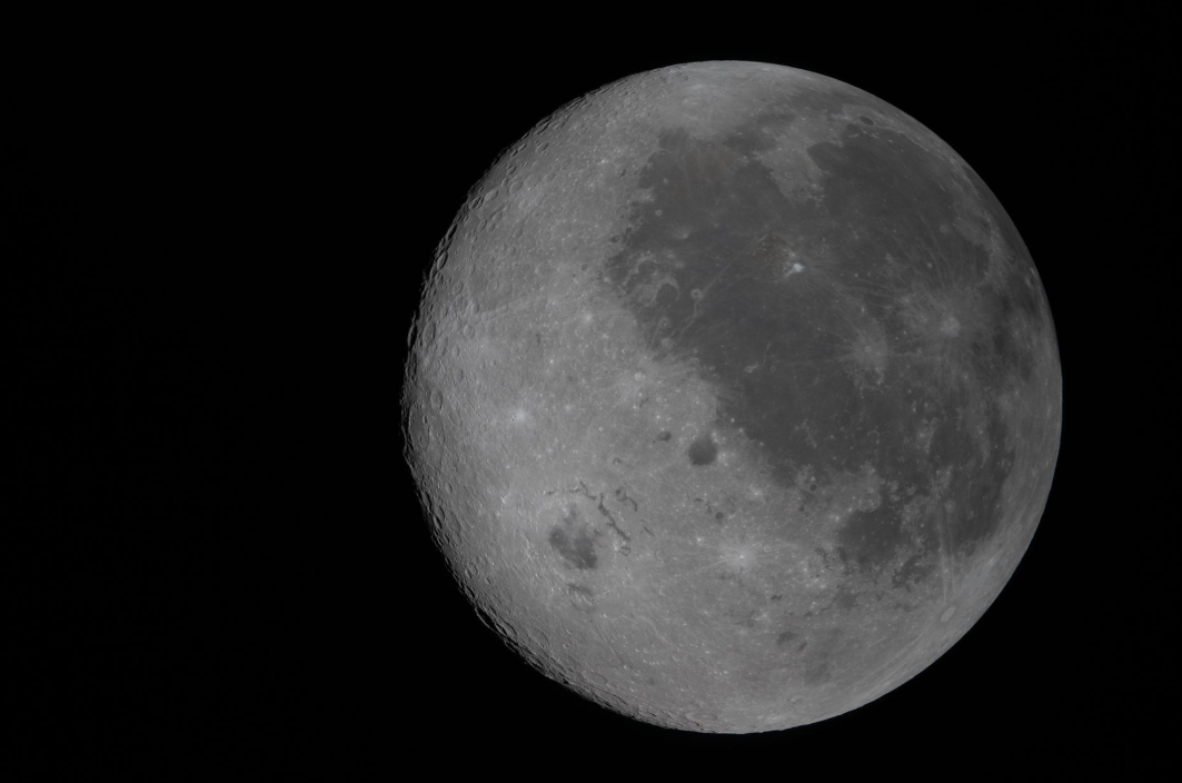 Artemis II: Image sensors in digital cameras capture stunning Moon pics