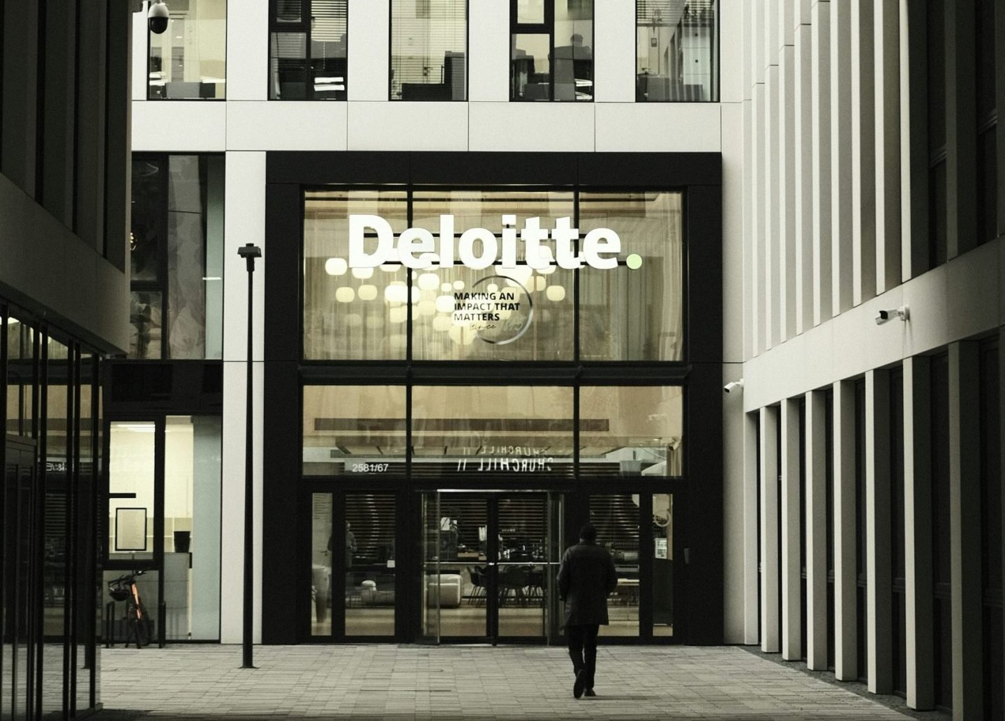 As AI agents take on more tasks, governance becomes a priority