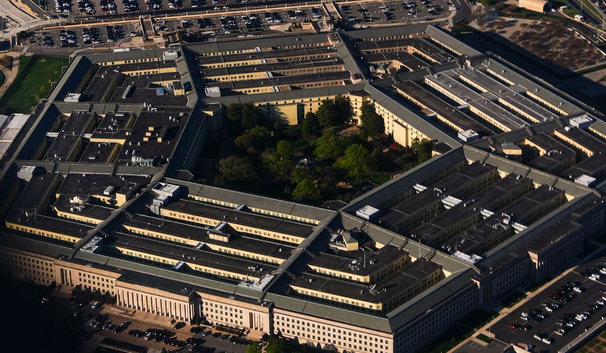 Federal judge finds Pentagon is violating court order to restore access to reporters