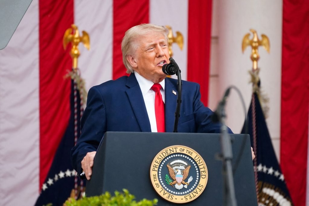 Trump's 4th medical checkup renews public scrutiny of his health