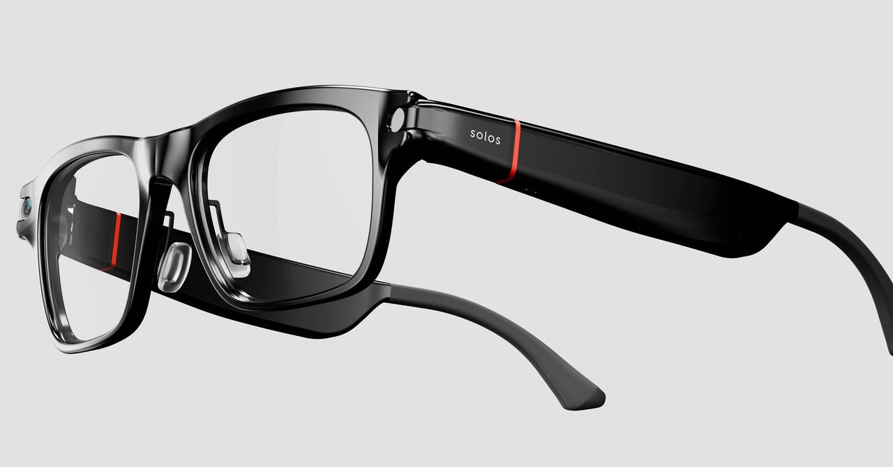 These New Smart Glasses From Solos Come With a Privacy Shield for the Cameras